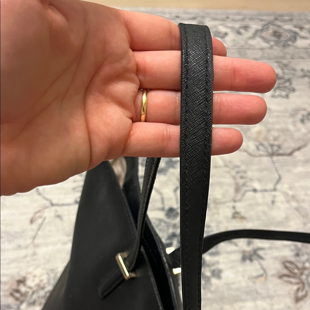Kate Spade Black Leather Large Tote Gold Hardware Minimalist Work Shoulder Bag - Picture 9 of 15